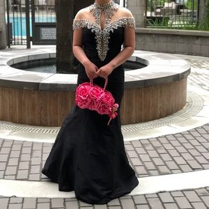 Black Sparkle Floor-length gown
